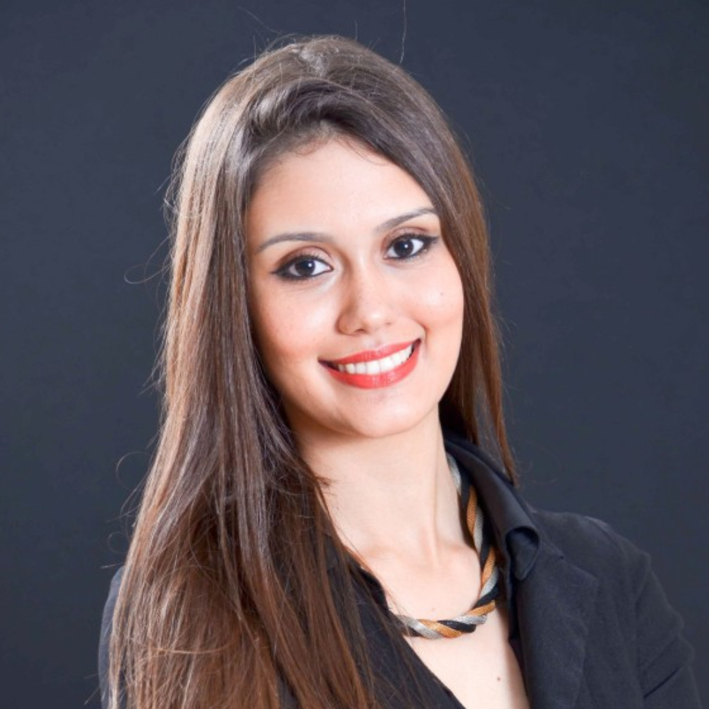 Ana R.